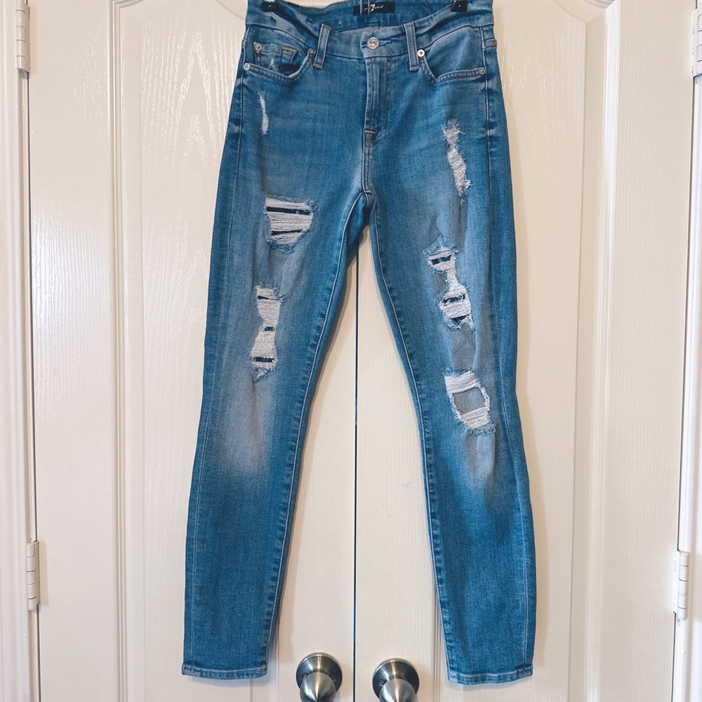 7 For All Mankind Woman’s Distressed Jeans Size 25